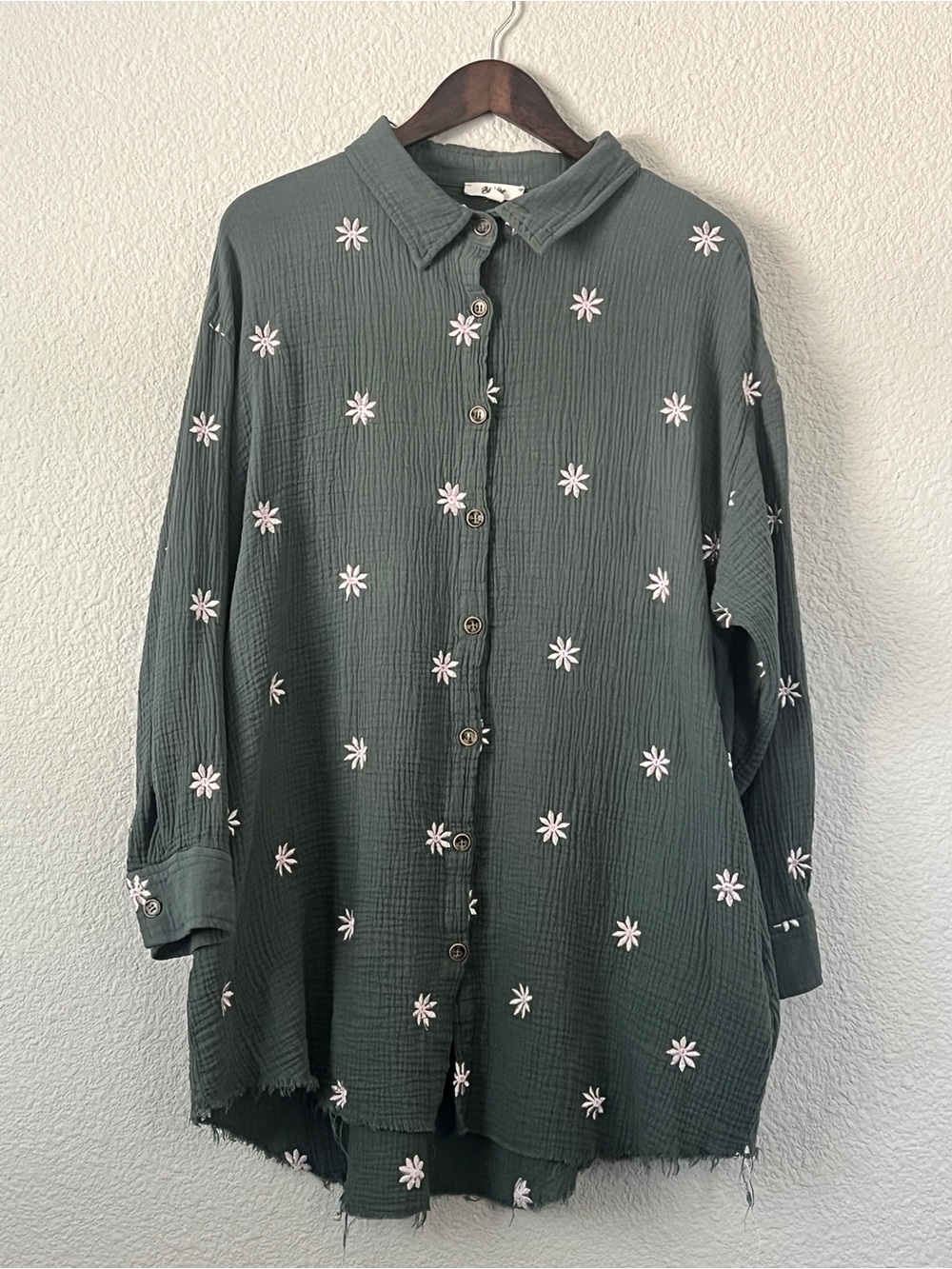 Blue Velvet Sage Green Embroidered Gauze Button Up Shirt Size L